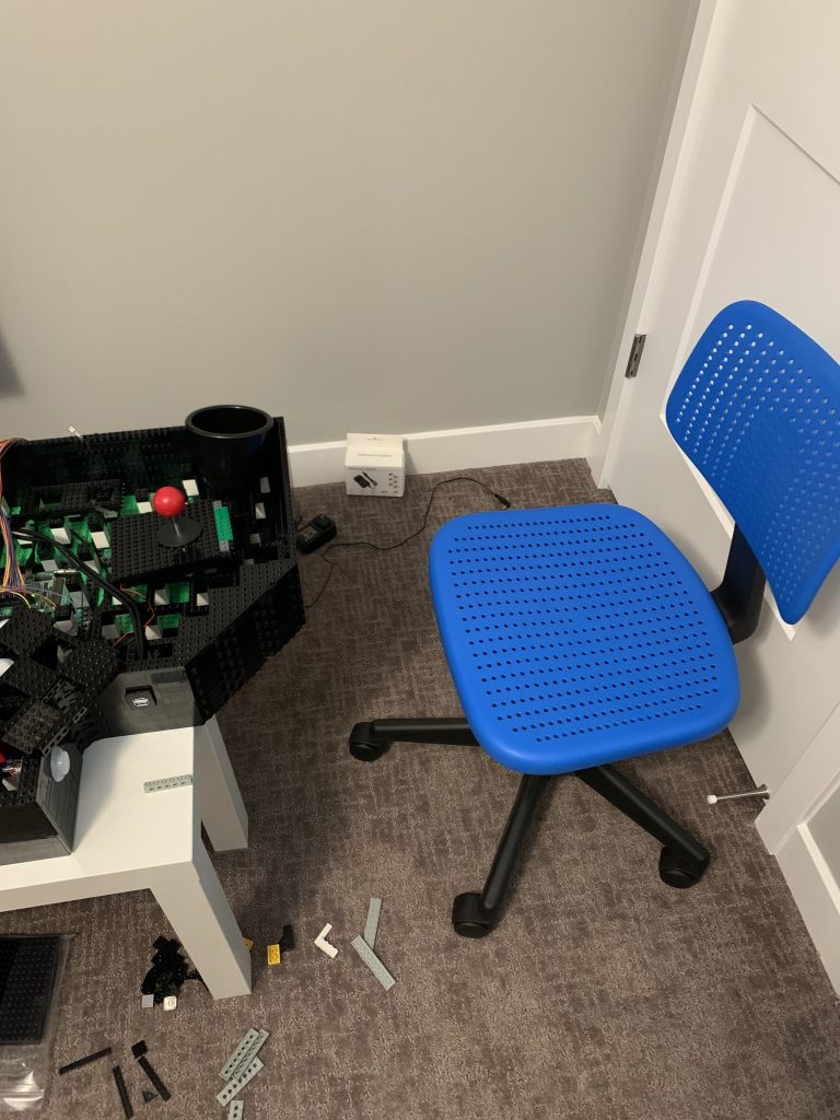 Photo showing unsupported ends of control panel.