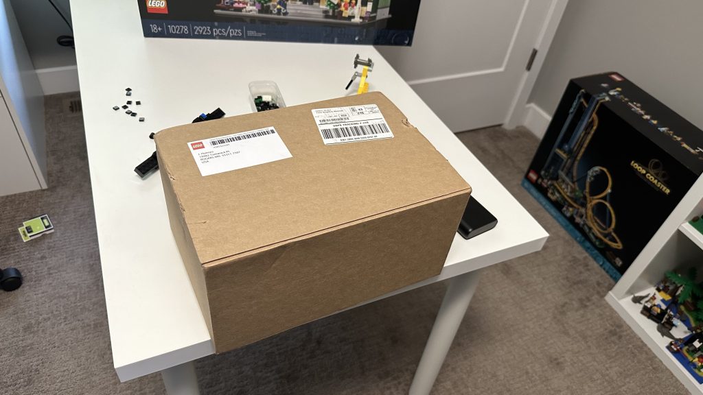 First shipment of parts arrives with the 16x16 bricks, let's get started