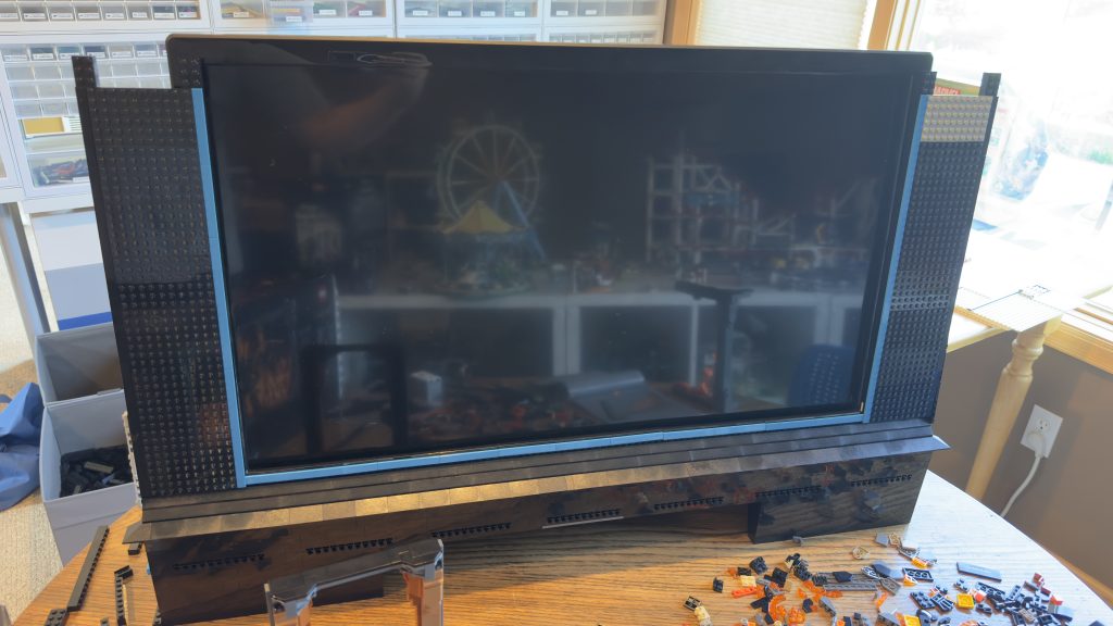 Photo showing facade built and laying around the big video screen